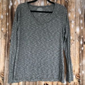 Women’s SO Heather Gray V-Neck Lightweight Long Sleeve Tee